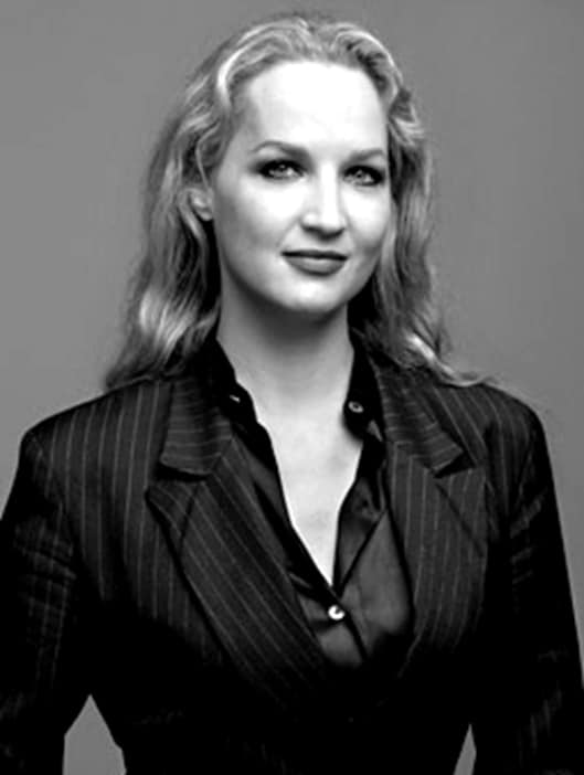 rebecca profile img